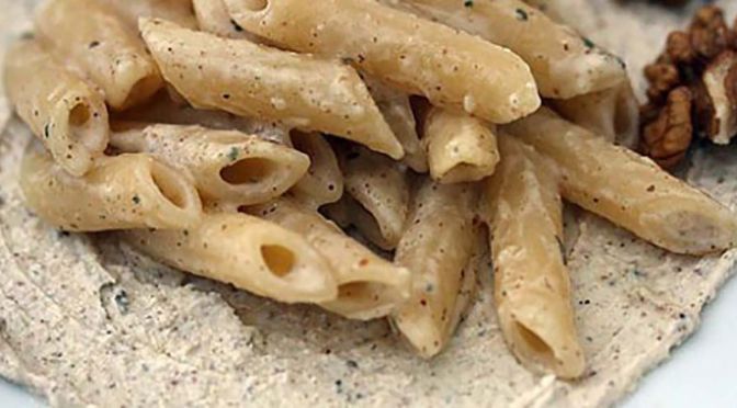 Penne al sugo di noci